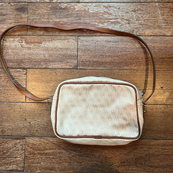 Tan Dooney & Bourke Bag - Picture 1 of 4